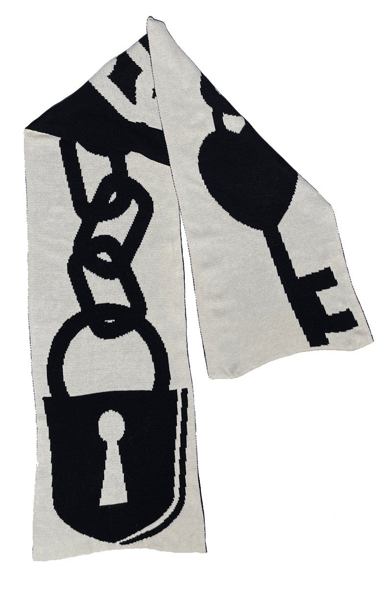 Novelty Scarf