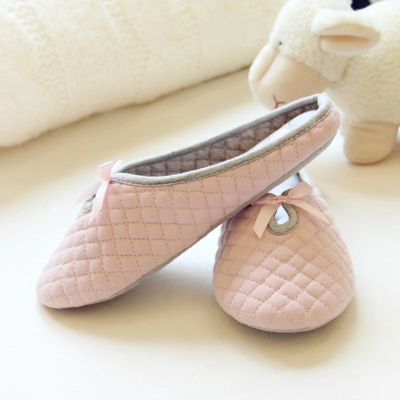 Lovely Bowtie Cozy Winter House Slippers