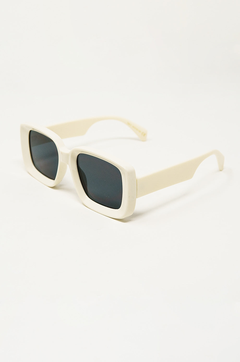 Oversized Rectangular Sunglasees with WIde Frame